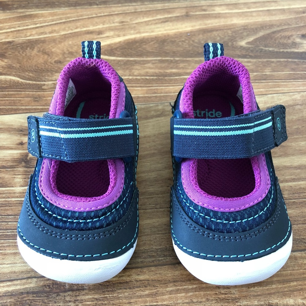 NWOT Stride Rite shoes